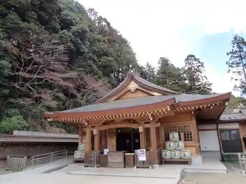 高麗神社の本殿