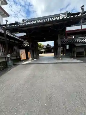竹林院の山門・神門