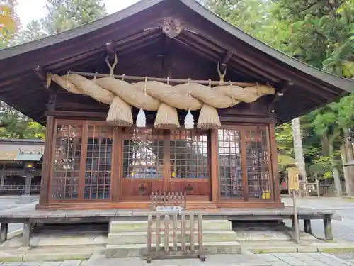 諏訪大社下社春宮の本殿・本堂