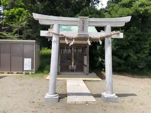 石屋神社の鳥居