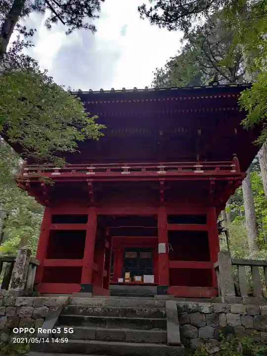 瀧尾神社(日光二荒山神社別宮)の山門・神門