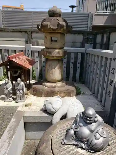 荻窪白山神社の像