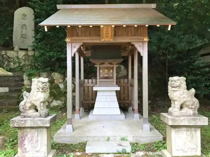 湯泉神社の末社・摂社