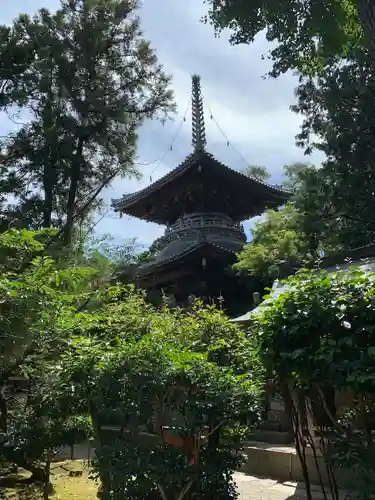 霊山寺の塔