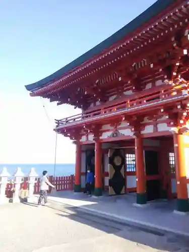 鵜戸神宮の山門・神門