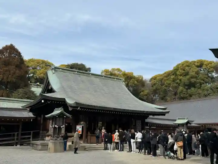 武蔵一宮氷川神社の{uncategorized: "未分類", other: "その他", undefined: "問題あり", building: "その他建物", grave: "お墓", sacred_gate: "鳥居", guardian: "狛犬", statue: "像", buddha: "仏像", history: "歴史", nature: "自然", garden: "庭園", animal: "動物", pagoda: "塔", temizu: "手水舎", mountain_gate: "山門・神門", sanctuary: "本殿・本堂", subordinate: "末社・摂社", art: "芸術", scenery: "景色", jizo: "地蔵", ema: "絵馬", goshuin: "御朱印", omikuji: "おみくじ", items: "授与品その他", amulet: "お守り", goshuincho: "御朱印帳", eats: "食事", festival: "お祭り", votive_dance: "神楽", shichigosan: "七五三参", wedding: "結婚式", experience: "体験その他", initially: "初詣", around: "周辺", anti_infection: "感染症対策"}