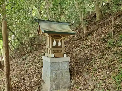 多井畑厄除八幡宮の末社・摂社
