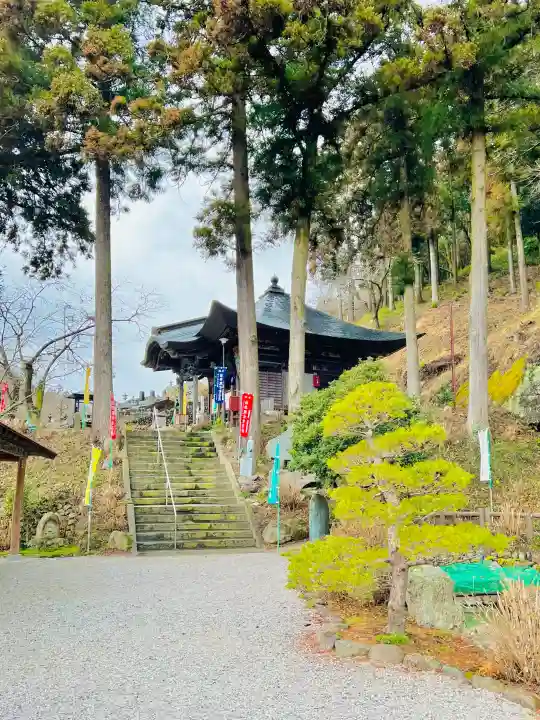 常泉寺の{uncategorized: "未分類", other: "その他", undefined: "問題あり", building: "その他建物", grave: "お墓", sacred_gate: "鳥居", guardian: "狛犬", statue: "像", buddha: "仏像", history: "歴史", nature: "自然", garden: "庭園", animal: "動物", pagoda: "塔", temizu: "手水舎", mountain_gate: "山門・神門", sanctuary: "本殿・本堂", subordinate: "末社・摂社", art: "芸術", scenery: "景色", jizo: "地蔵", ema: "絵馬", goshuin: "御朱印", omikuji: "おみくじ", items: "授与品その他", amulet: "お守り", goshuincho: "御朱印帳", eats: "食事", festival: "お祭り", votive_dance: "神楽", shichigosan: "七五三参", wedding: "結婚式", experience: "体験その他", initially: "初詣", around: "周辺", anti_infection: "感染症対策"}
