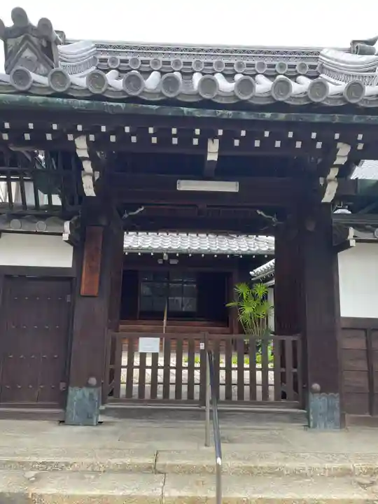 長円寺の山門・神門