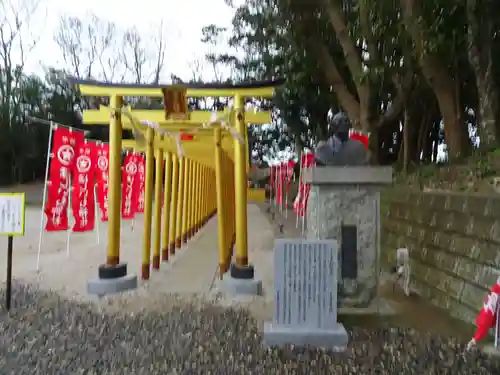 掘出神社の鳥居