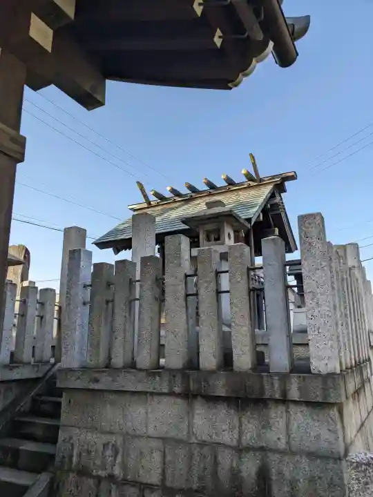 神明社(善進町)の{uncategorized: "未分類", other: "その他", undefined: "問題あり", building: "その他建物", grave: "お墓", sacred_gate: "鳥居", guardian: "狛犬", statue: "像", buddha: "仏像", history: "歴史", nature: "自然", garden: "庭園", animal: "動物", pagoda: "塔", temizu: "手水舎", mountain_gate: "山門・神門", sanctuary: "本殿・本堂", subordinate: "末社・摂社", art: "芸術", scenery: "景色", jizo: "地蔵", ema: "絵馬", goshuin: "御朱印", omikuji: "おみくじ", items: "授与品その他", amulet: "お守り", goshuincho: "御朱印帳", eats: "食事", festival: "お祭り", votive_dance: "神楽", shichigosan: "七五三参", wedding: "結婚式", experience: "体験その他", initially: "初詣", around: "周辺", anti_infection: "感染症対策"}