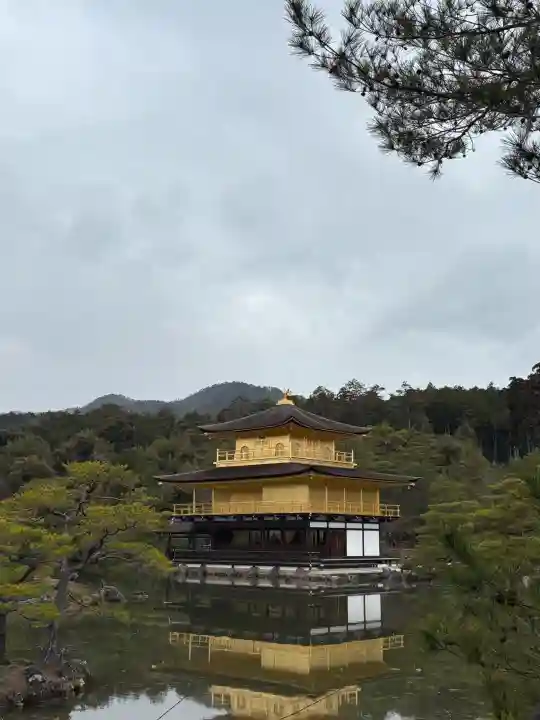 鹿苑寺(金閣寺)の{uncategorized: "未分類", other: "その他", undefined: "問題あり", building: "その他建物", grave: "お墓", sacred_gate: "鳥居", guardian: "狛犬", statue: "像", buddha: "仏像", history: "歴史", nature: "自然", garden: "庭園", animal: "動物", pagoda: "塔", temizu: "手水舎", mountain_gate: "山門・神門", sanctuary: "本殿・本堂", subordinate: "末社・摂社", art: "芸術", scenery: "景色", jizo: "地蔵", ema: "絵馬", goshuin: "御朱印", omikuji: "おみくじ", items: "授与品その他", amulet: "お守り", goshuincho: "御朱印帳", eats: "食事", festival: "お祭り", votive_dance: "神楽", shichigosan: "七五三参", wedding: "結婚式", experience: "体験その他", initially: "初詣", around: "周辺", anti_infection: "感染症対策"}