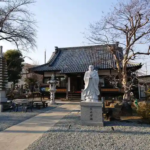 山梨県　昭和町　正覚寺の本殿