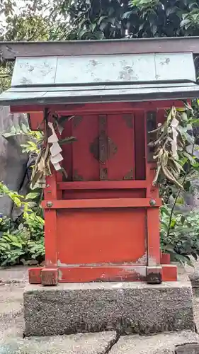 間黒神社（幸心）の末社・摂社