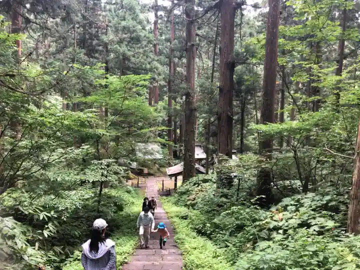 出羽神社(出羽三山神社)~三神合祭殿~(山形県)