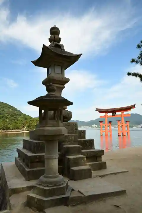 厳島神社(広島県)