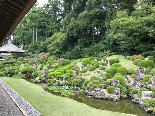 龍潭寺の庭園