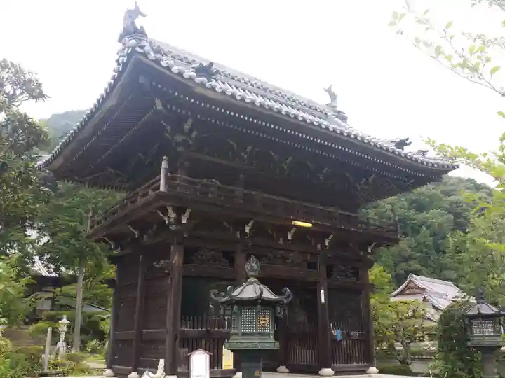金剛城寺の山門・神門