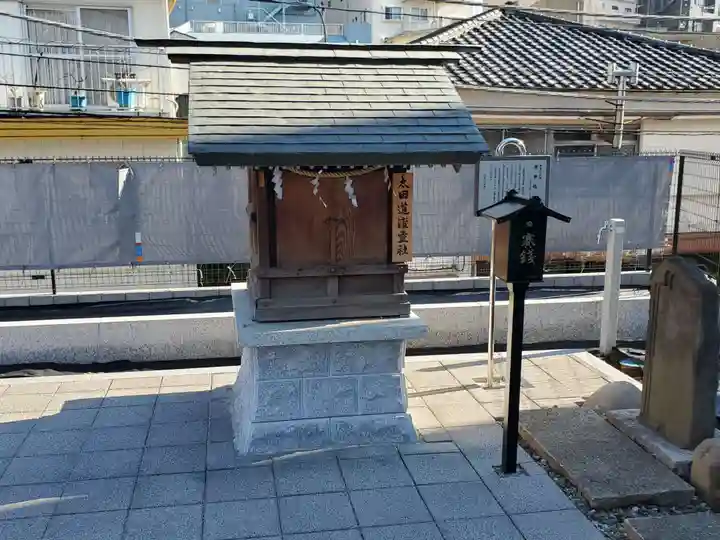 駒込妙義神社の末社・摂社