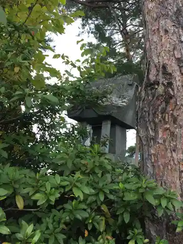 山梨岡神社の末社