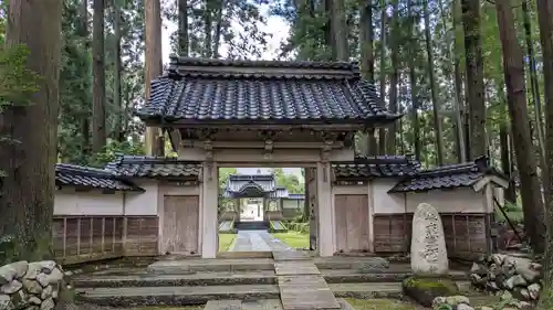 立山寺の山門・神門