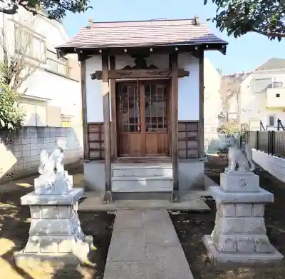 浜田山稲荷大明神の{uncategorized: "未分類", other: "その他", undefined: "問題あり", building: "その他建物", grave: "お墓", sacred_gate: "鳥居", guardian: "狛犬", statue: "像", buddha: "仏像", history: "歴史", nature: "自然", garden: "庭園", animal: "動物", pagoda: "塔", temizu: "手水舎", mountain_gate: "山門・神門", sanctuary: "本殿・本堂", subordinate: "末社・摂社", art: "芸術", scenery: "景色", jizo: "地蔵", ema: "絵馬", goshuin: "御朱印", omikuji: "おみくじ", items: "授与品その他", amulet: "お守り", goshuincho: "御朱印帳", eats: "食事", festival: "お祭り", votive_dance: "神楽", shichigosan: "七五三参", wedding: "結婚式", experience: "体験その他", initially: "初詣", around: "周辺", anti_infection: "感染症対策"}