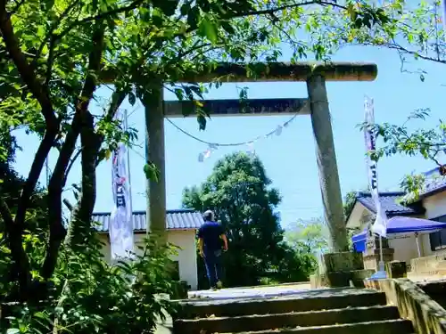 椿ノ海　水神社の鳥居