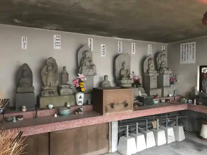 福石観音清岩寺(長崎県)