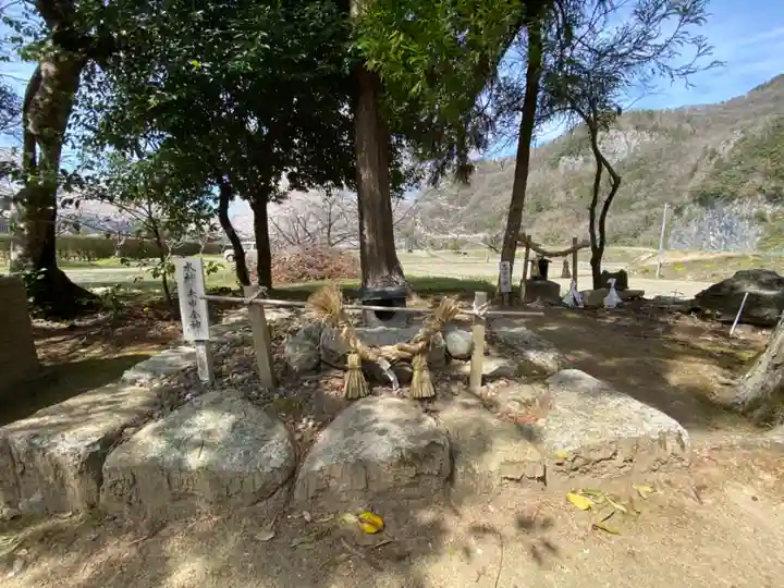 大本八幡神社(岡山県)