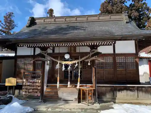 花巻神社の本殿