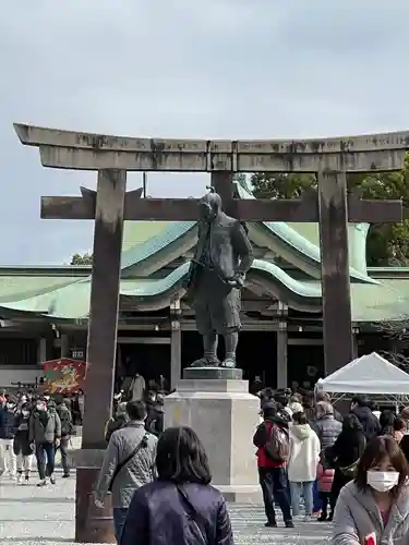 豊國神社の像