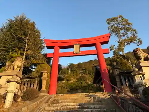 このみ白雲大社の鳥居