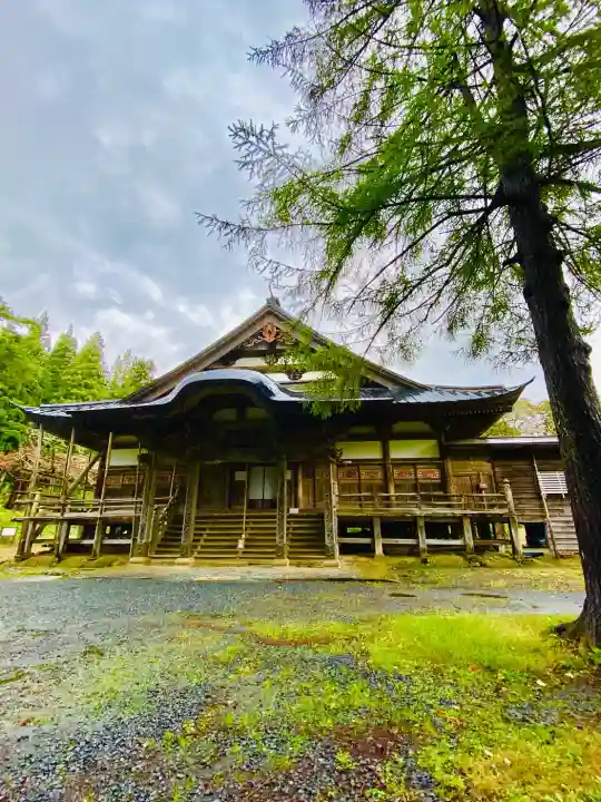 注連寺(山形県)