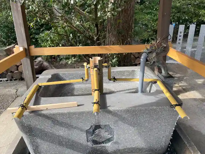 天疫神社の手水舎