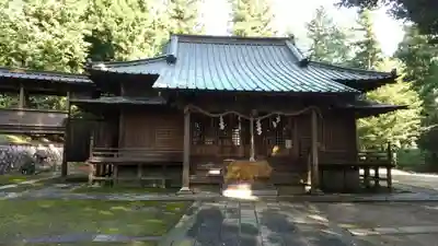 稲田神社の本殿・本堂