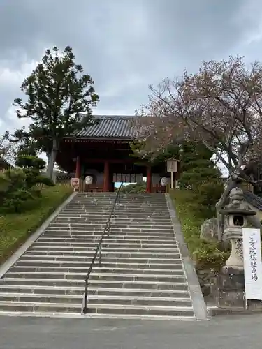 叡福寺の山門