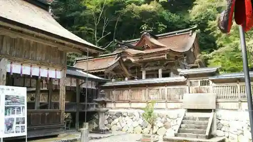 大矢田神社の本殿・本堂