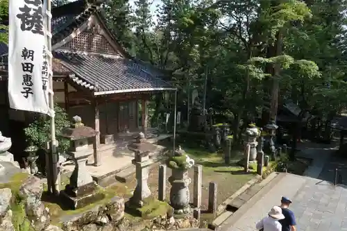 華厳寺の本殿・本堂