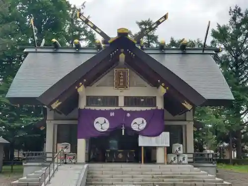 永山神社の本殿