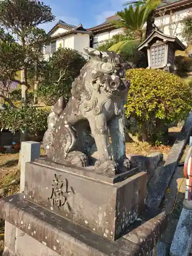 飯盛神社の狛犬