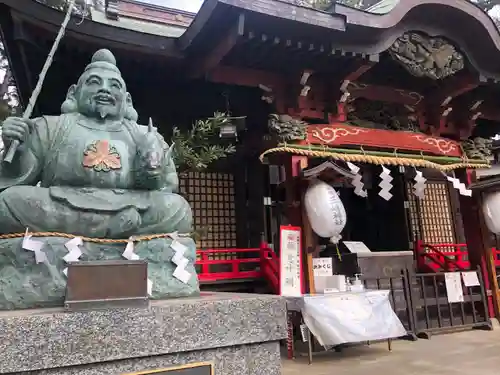 平塚三嶋神社の像