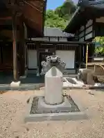 洞玄寺の{uncategorized: "未分類", other: "その他", undefined: "問題あり", building: "その他建物", grave: "お墓", sacred_gate: "鳥居", guardian: "狛犬", statue: "像", buddha: "仏像", history: "歴史", nature: "自然", garden: "庭園", animal: "動物", pagoda: "塔", temizu: "手水舎", mountain_gate: "山門・神門", sanctuary: "本殿・本堂", subordinate: "末社・摂社", art: "芸術", scenery: "景色", jizo: "地蔵", ema: "絵馬", goshuin: "御朱印", omikuji: "おみくじ", items: "授与品その他", amulet: "お守り", goshuincho: "御朱印帳", eats: "食事", festival: "お祭り", votive_dance: "神楽", shichigosan: "七五三参", wedding: "結婚式", experience: "体験その他", initially: "初詣", around: "周辺", anti_infection: "感染症対策"}