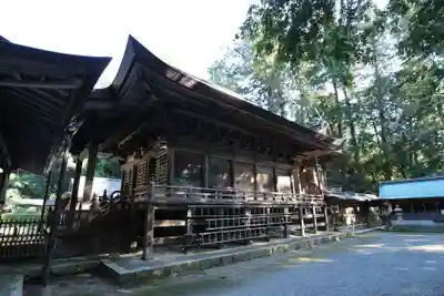伊和神社の本殿・本堂
