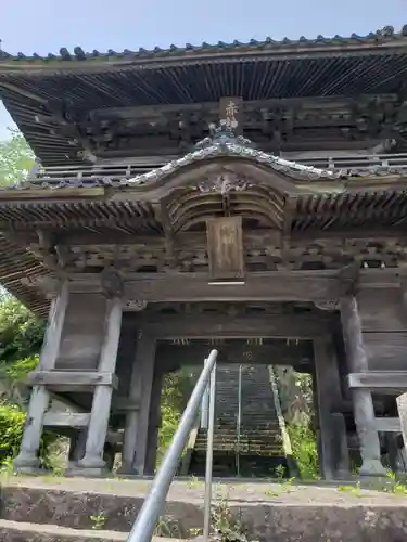 願成就寺の山門