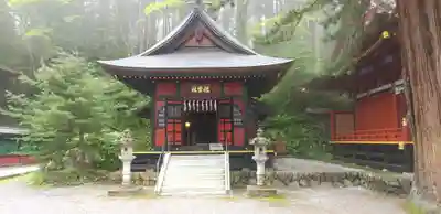三峯神社の末社・摂社