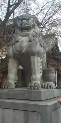 寒川神社の狛犬