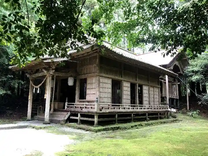 潮嶽神社の本殿・本堂