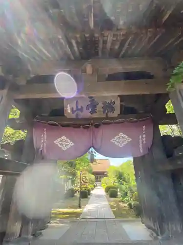 龍福寺の山門