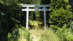 諏訪神社の鳥居