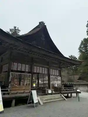 日吉大社の{uncategorized: "未分類", other: "その他", undefined: "問題あり", building: "その他建物", grave: "お墓", sacred_gate: "鳥居", guardian: "狛犬", statue: "像", buddha: "仏像", history: "歴史", nature: "自然", garden: "庭園", animal: "動物", pagoda: "塔", temizu: "手水舎", mountain_gate: "山門・神門", sanctuary: "本殿・本堂", subordinate: "末社・摂社", art: "芸術", scenery: "景色", jizo: "地蔵", ema: "絵馬", goshuin: "御朱印", omikuji: "おみくじ", items: "授与品その他", amulet: "お守り", goshuincho: "御朱印帳", eats: "食事", festival: "お祭り", votive_dance: "神楽", shichigosan: "七五三参", wedding: "結婚式", experience: "体験その他", initially: "初詣", around: "周辺", anti_infection: "感染症対策"}